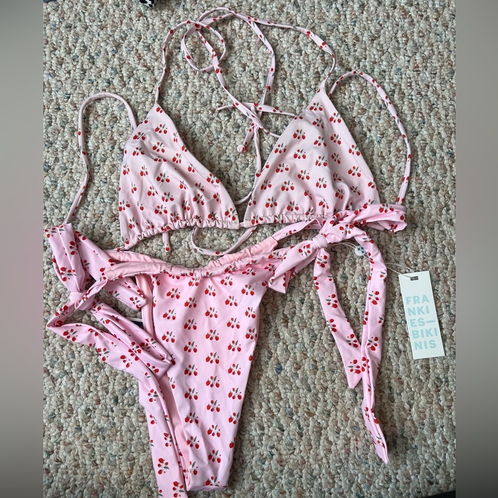 Strawberry set